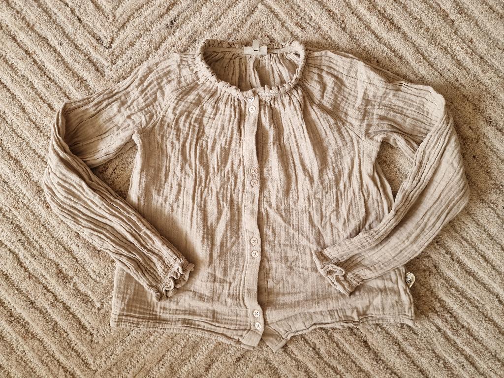 Prachtige beige PompdeLux blouse maat 134, Gebruikt, Meisje, Overhemd of Blouse, Ophalen of Verzenden