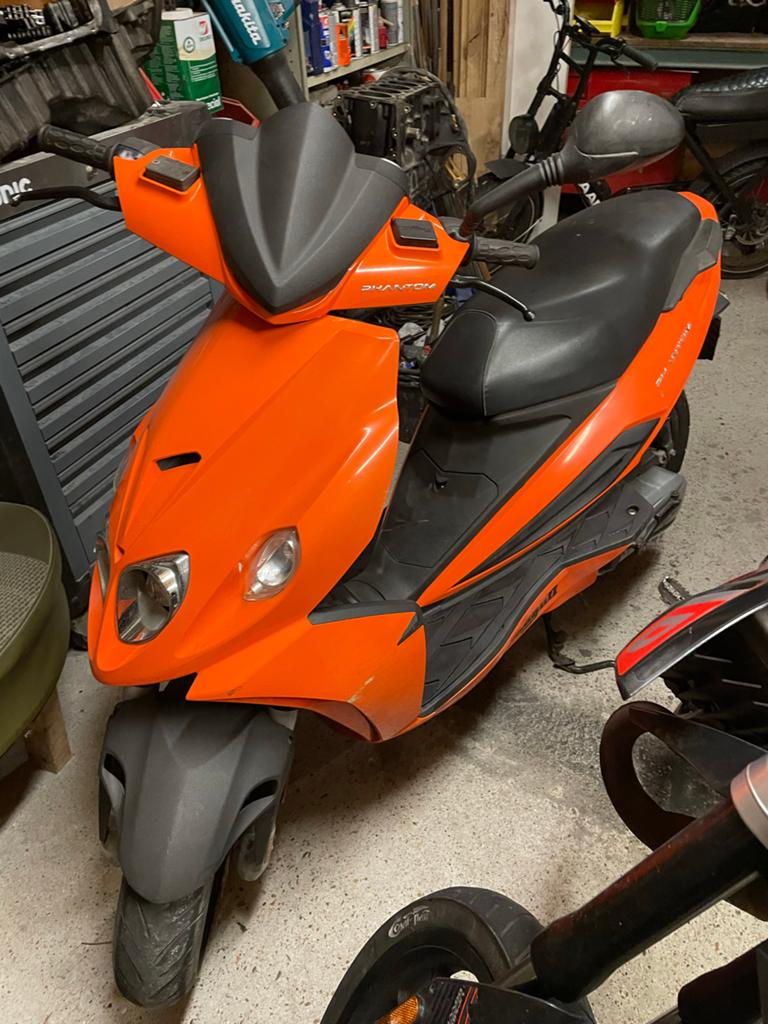 Malaguti Phantom F12 Origineel - Oranje Scooter, Ophalen of Verzenden, Gebruikt