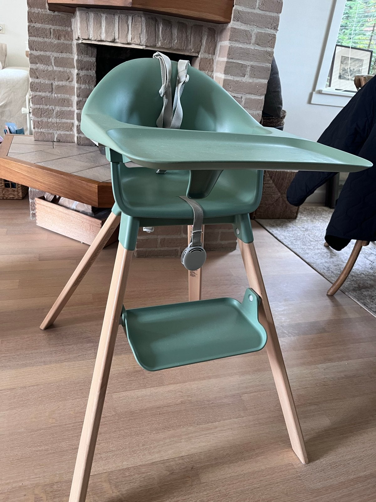 Stokke Clikk Kinderstoel met reistas en ongebruikt kussen, Ophalen, Zo goed als nieuw, Meegroeistoel, Afneembaar eetblad