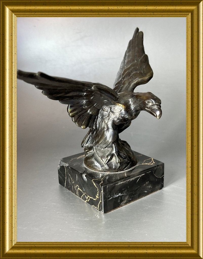 Mooi oud klein beeldje: vogel, adelaar, Antiek en Kunst, Ophalen of Verzenden