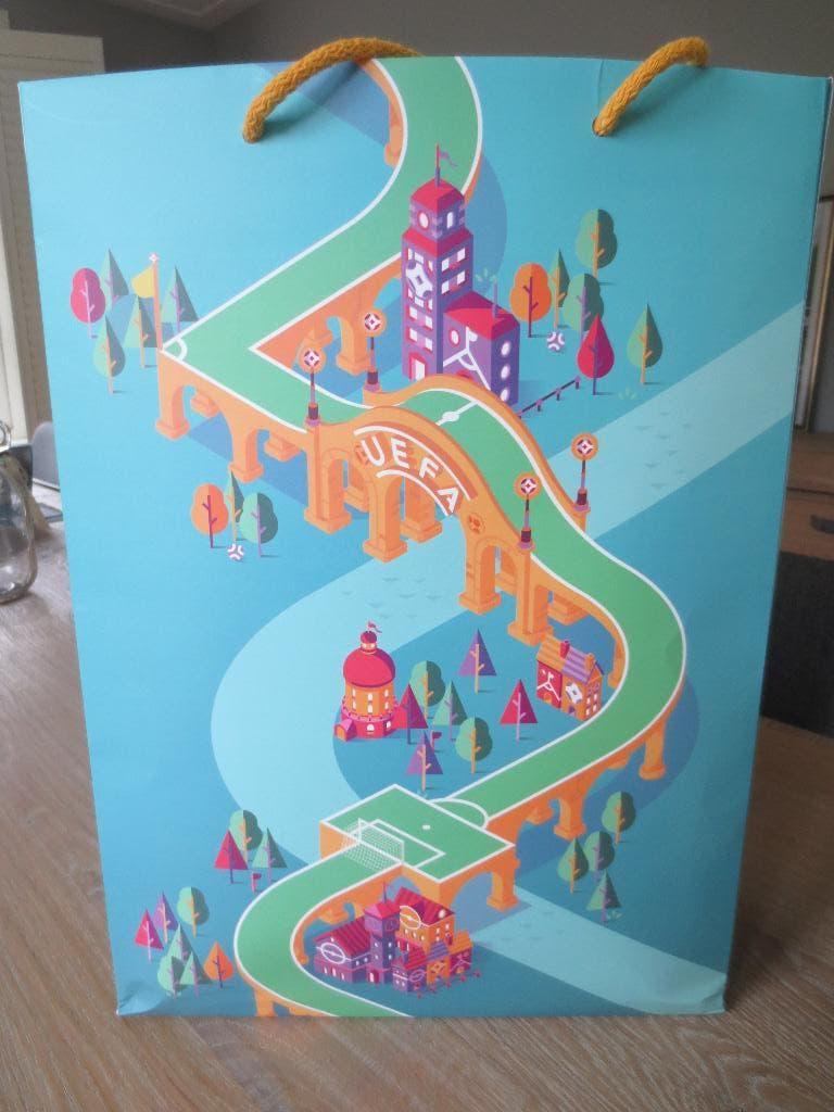 Voetbal UEFA 2020 BIg Shopper . UEFA  EURO 2020 NIEUW, Ophalen of Verzenden, Nieuw, Buitenlandse clubs, Overige typen