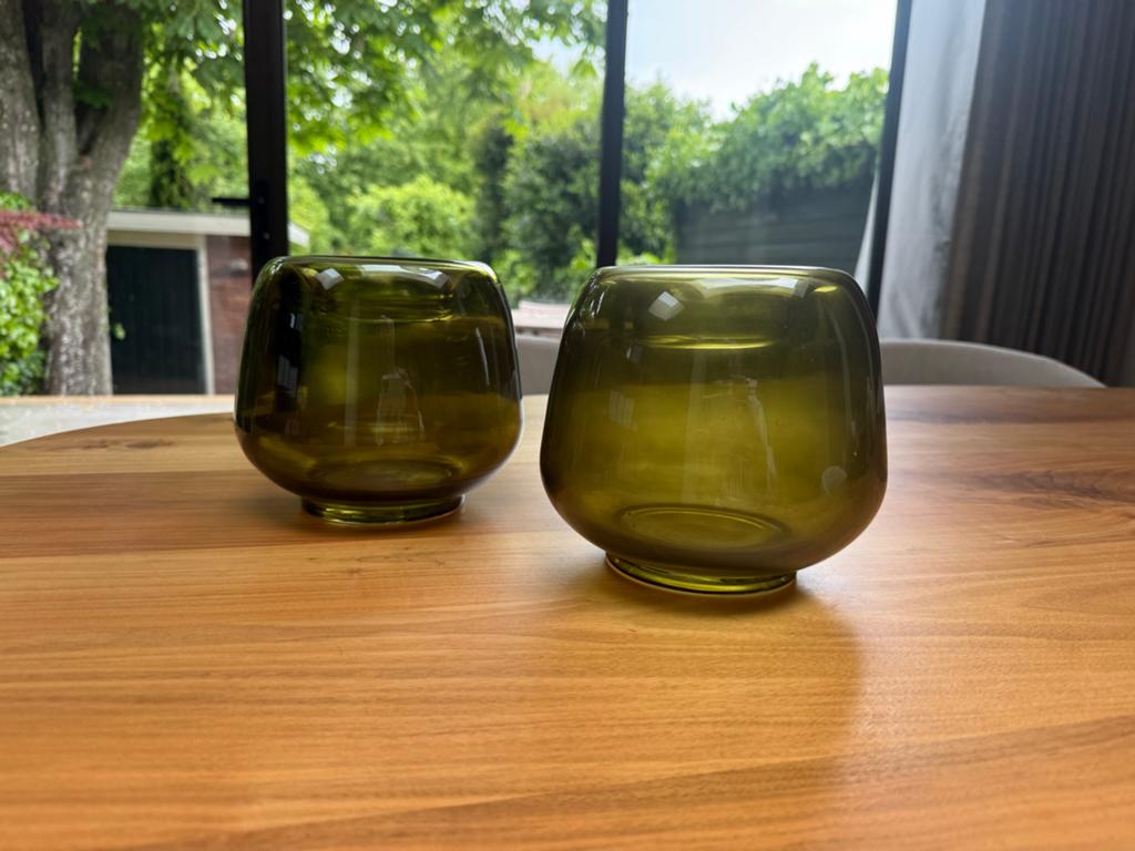 Set van 2 Groene Glazen vazen, Antiek en Kunst, Ophalen of Verzenden