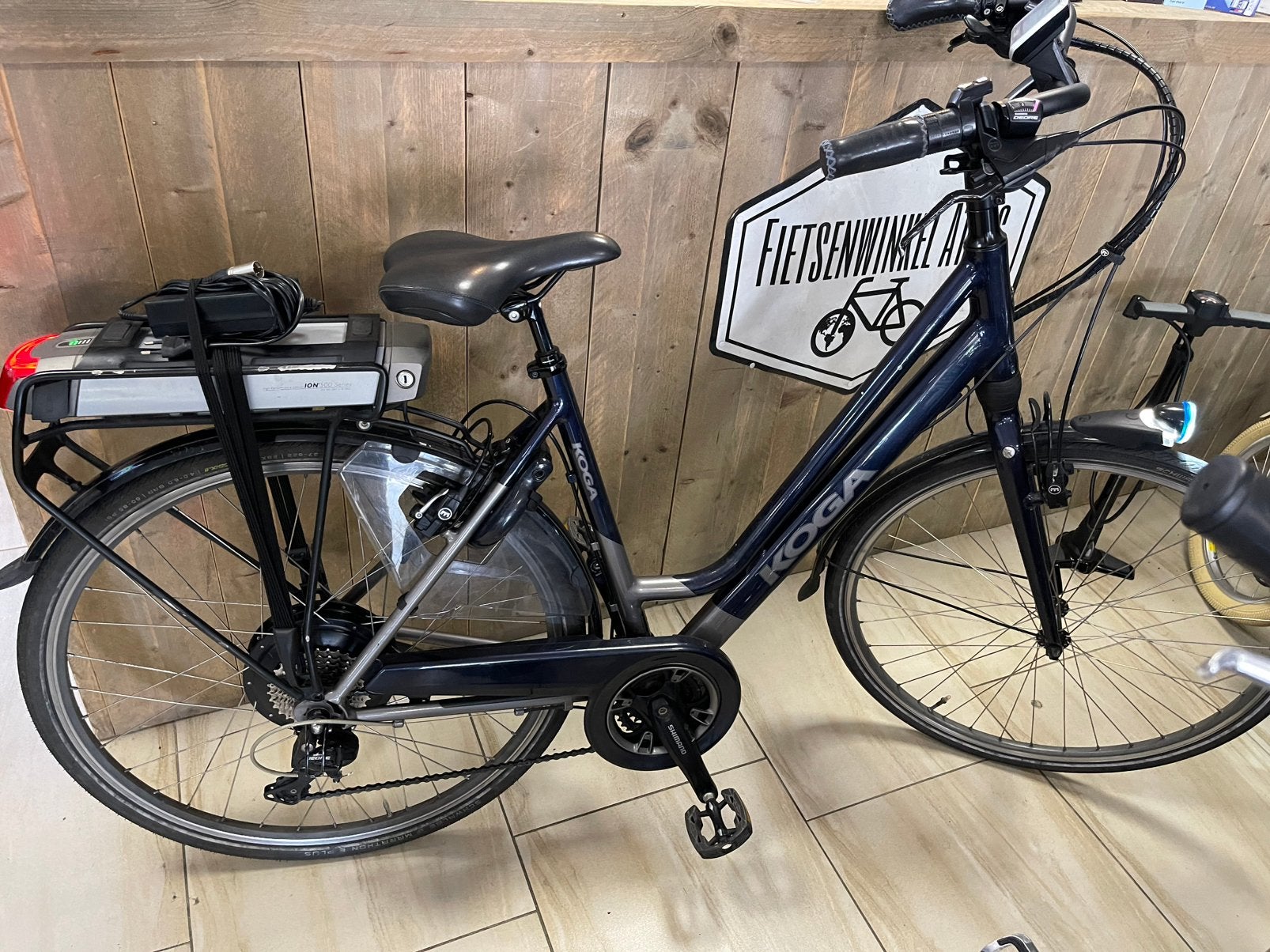 Koga deluxe elektrische 28 inch 30 versnellingen maat 53 cm, 53 tot 56 cm, Zo goed als nieuw, Meer dan 20 versnellingen, Ophalen