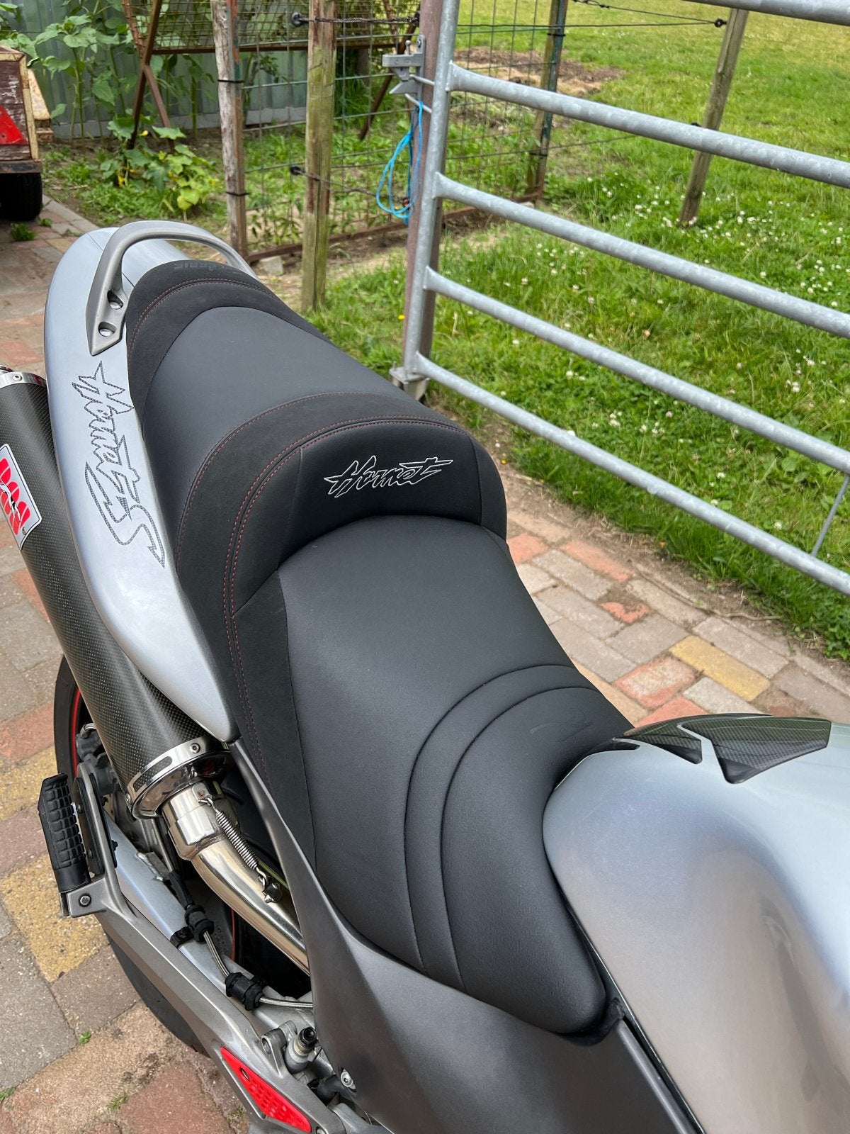 Honda CB600S Hornet - goed onderhouden | nieuw zadel, 4 cilinders, Motorrijbewijs A, Gebruikt, Particulier