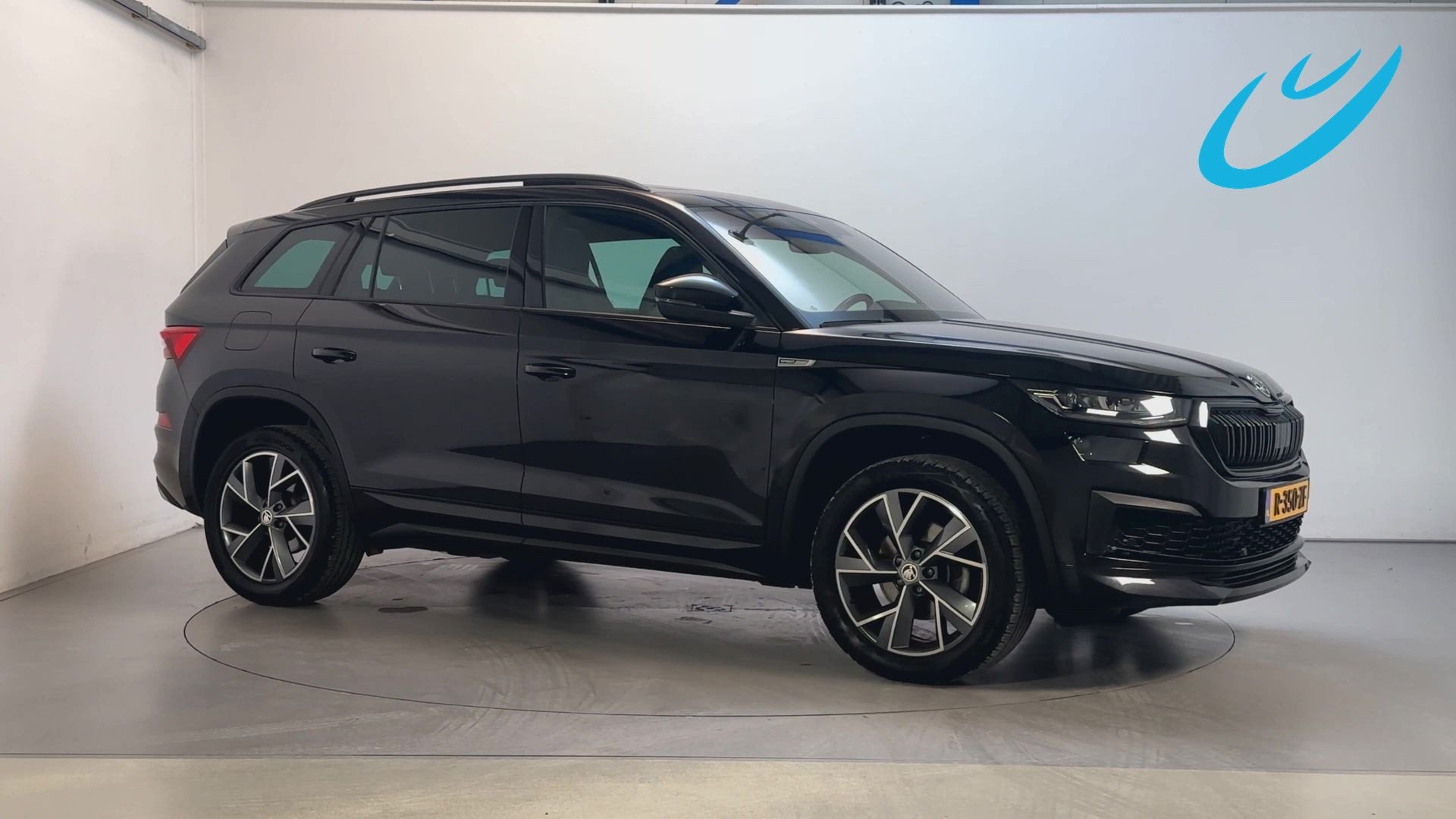 Skoda Kodiaq 1.5 TSI Sportline Business Adaptive Cruise Trek, Auto's, Skoda, Voorwielaandrijving, Dealer onderhouden, 15 km/l