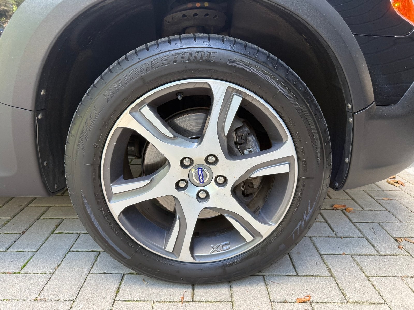 Volvo XC70 2.4 D5 Nordic+ (bj 2013, automaat), Auto's, Automaat, Euro 5, Gebruikt, Automatische klimaatregeling