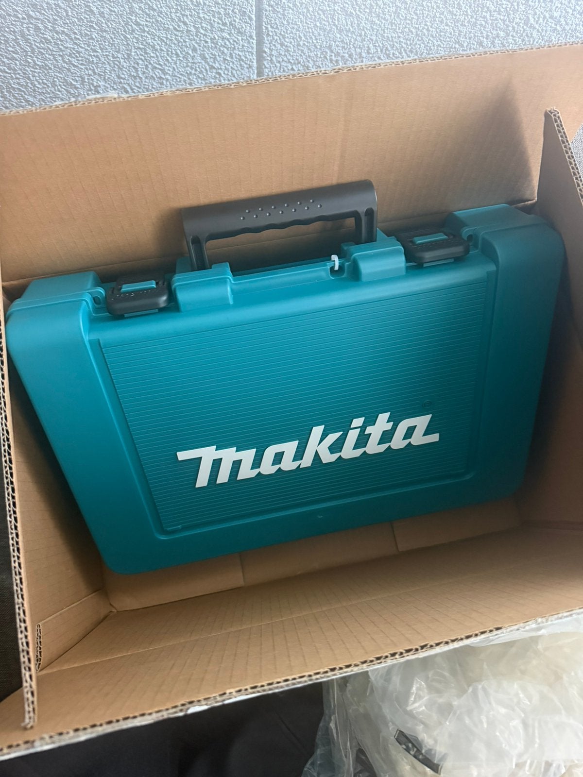 Makita HR2470 230V SDS-Plus combihamer 2,4J - 2,6kg - 780W, Ophalen, Zo goed als nieuw