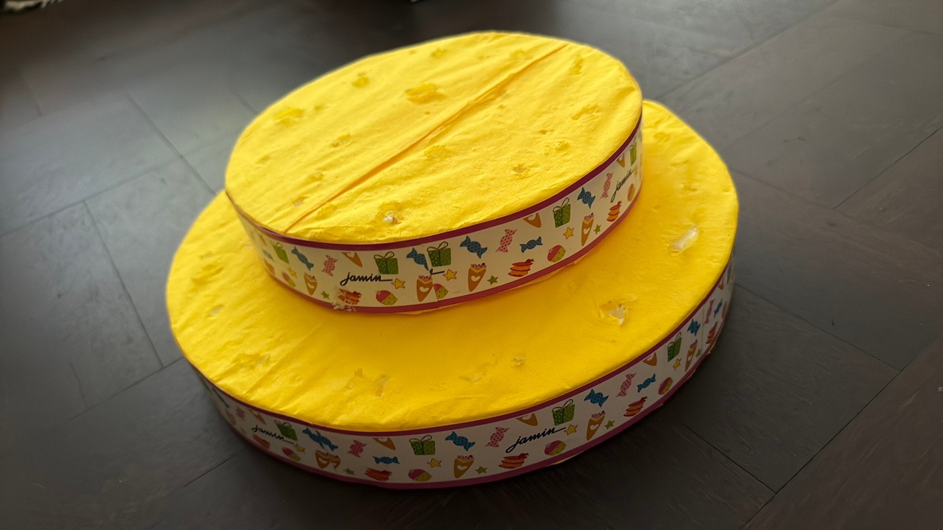 Etagère voor traktaties, Gebruikt, Overige thema's, Ophalen of Verzenden, Knutselwerk