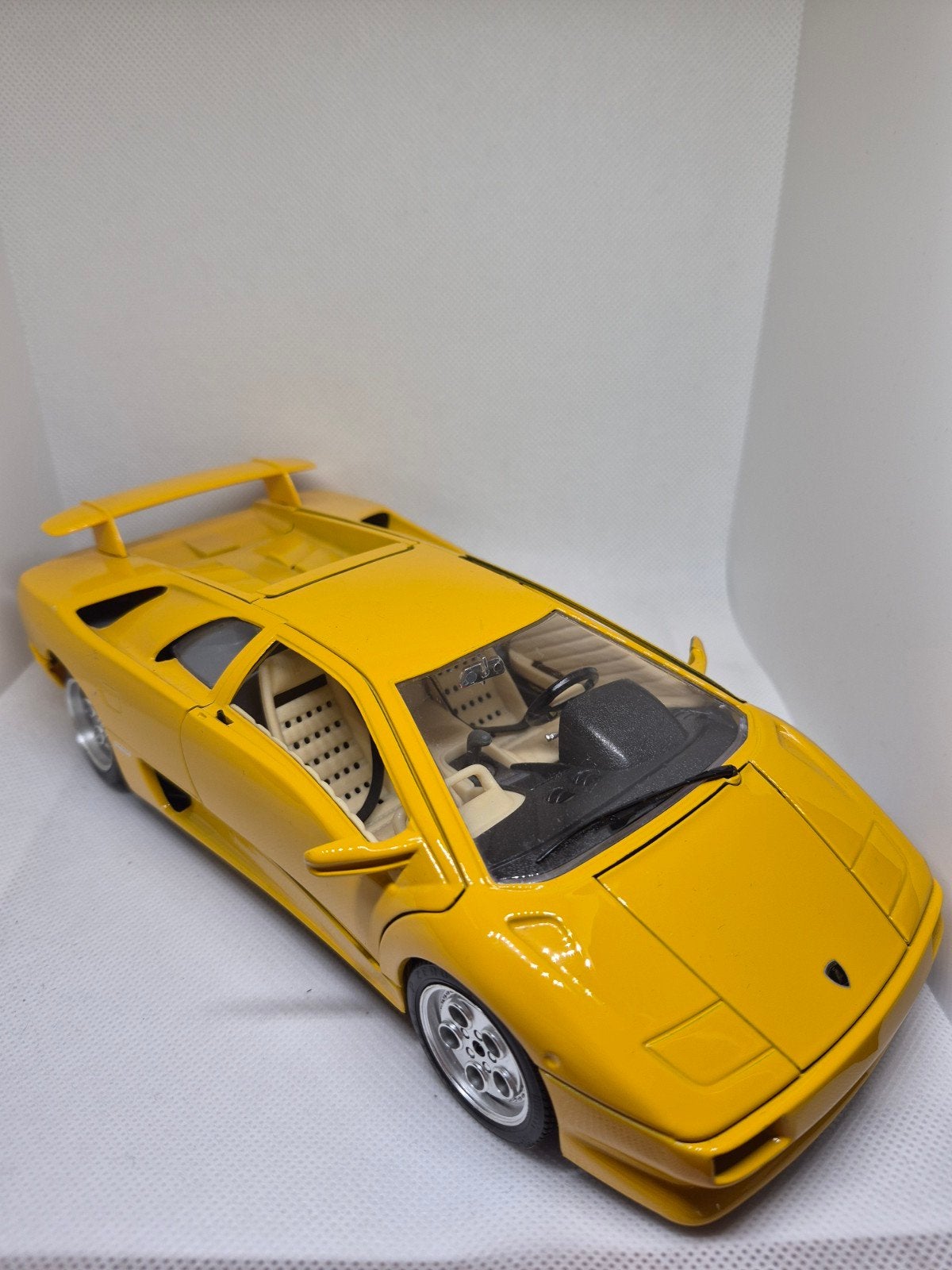 Lamborghini Diablo 1:18, Ophalen of Verzenden, Zo goed als nieuw, Auto