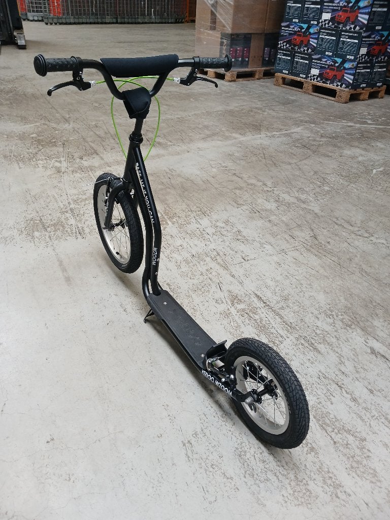 Yedoo kinderstep Wzoom black vanaf 6 jaar, Ophalen, Nieuw, Overige typen