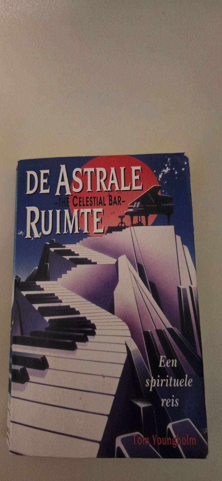 De Astrale Ruimte - Een spirituele reis, Boeken, Ophalen of Verzenden, Gelezen