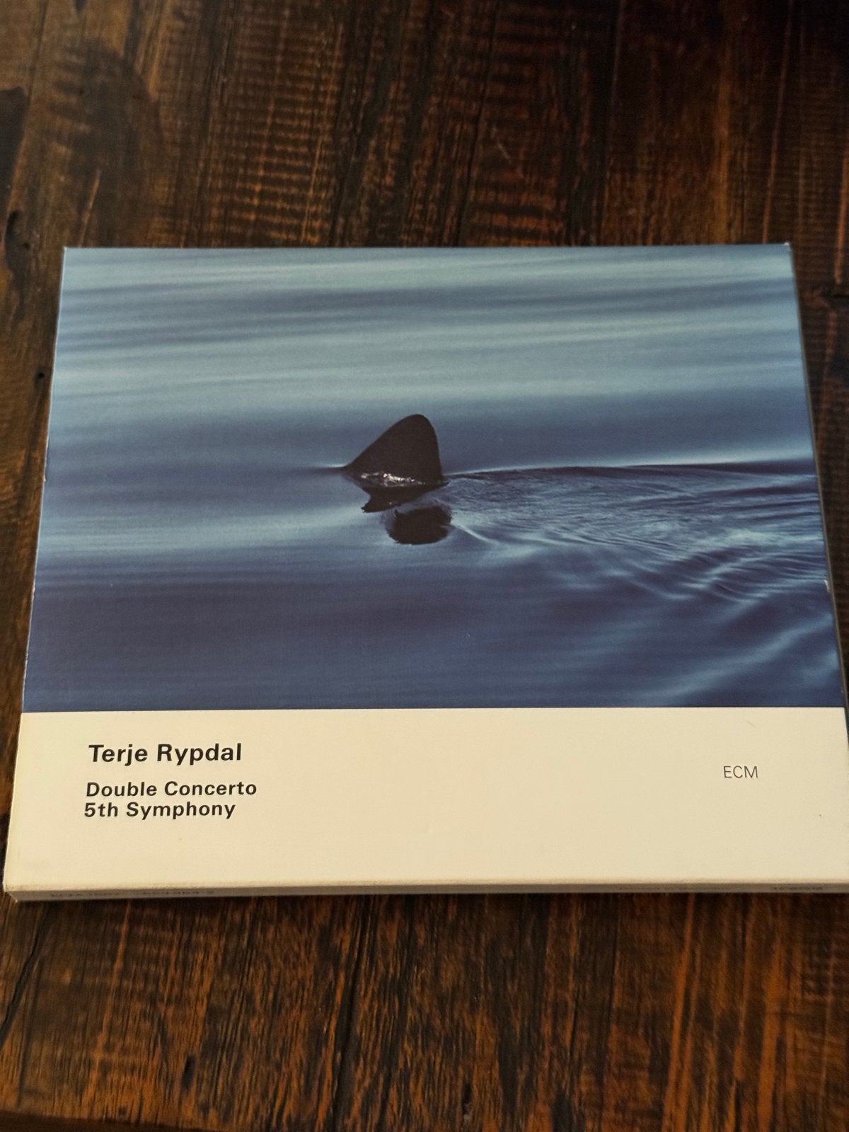 Terje Rypdal - Double Concerto / 5th Symphony (ECM 1567), Cd's en Dvd's, Cd's | Jazz en Blues, Digipak, Ophalen of Verzenden, Zo goed als nieuw