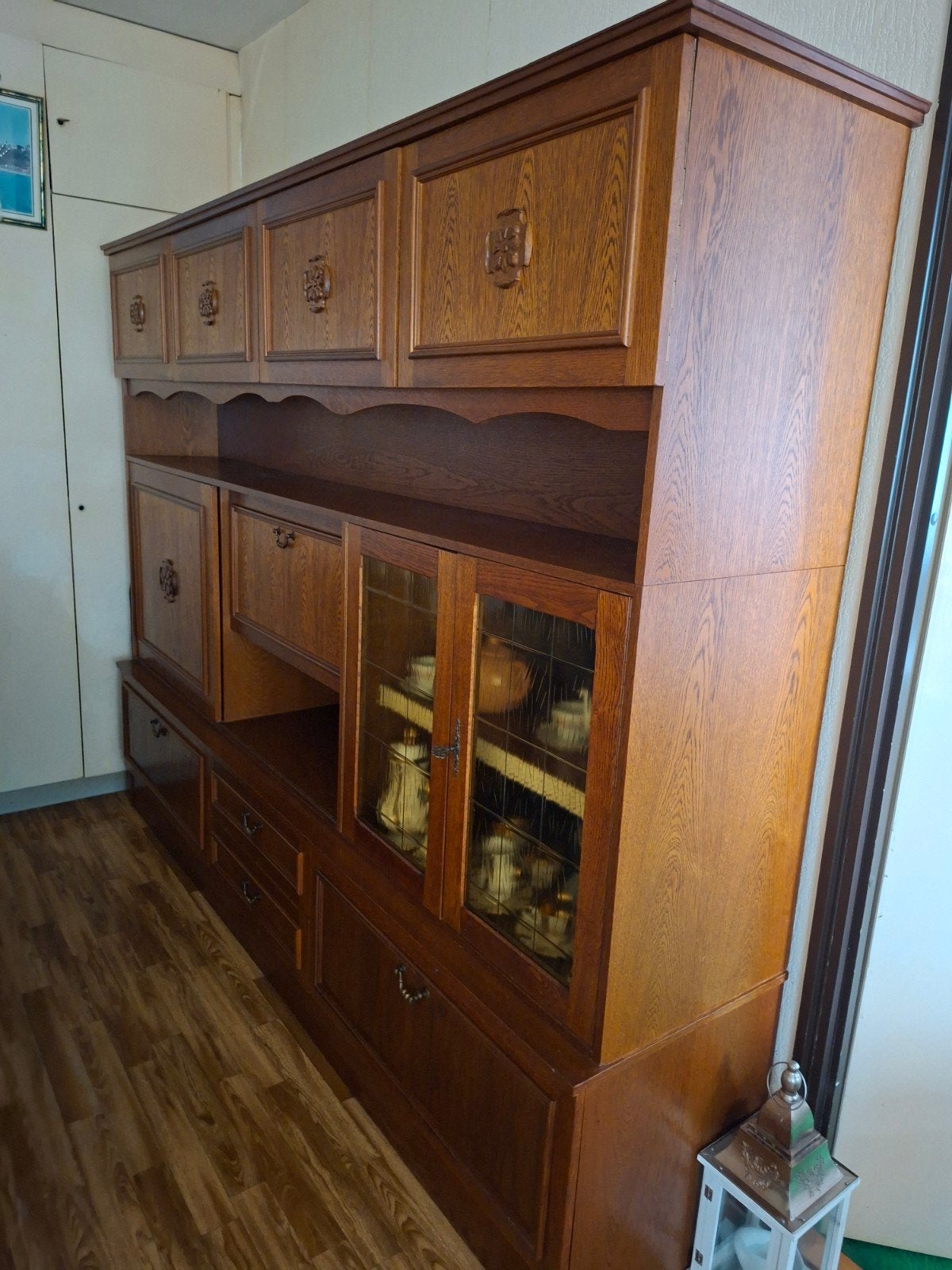 Eikenhouten wandmeubel met vitrine en bar, Ophalen, 200 tot 250 cm, 150 tot 200 cm