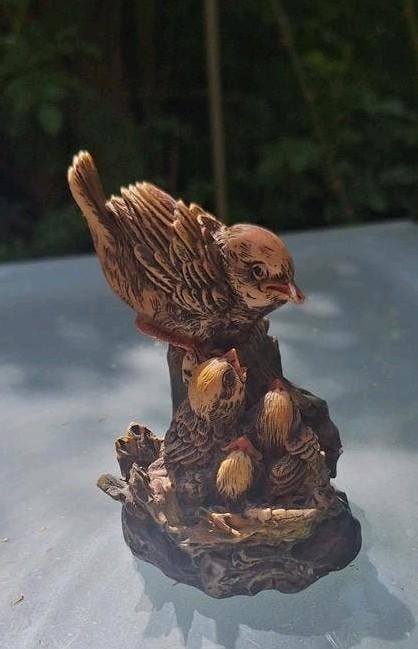 Mooi beeldje van vogel met kuikens, Verzamelen, Beelden en Beeldjes, Ophalen of Verzenden, Nieuw, Dier