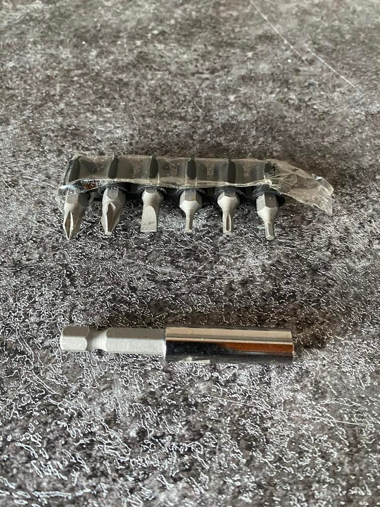 Draadloze Schroevendraaier met Bitset, Ophalen of Verzenden, Zo goed als nieuw, Minder dan 400 watt, Boor- en Schroefmachine