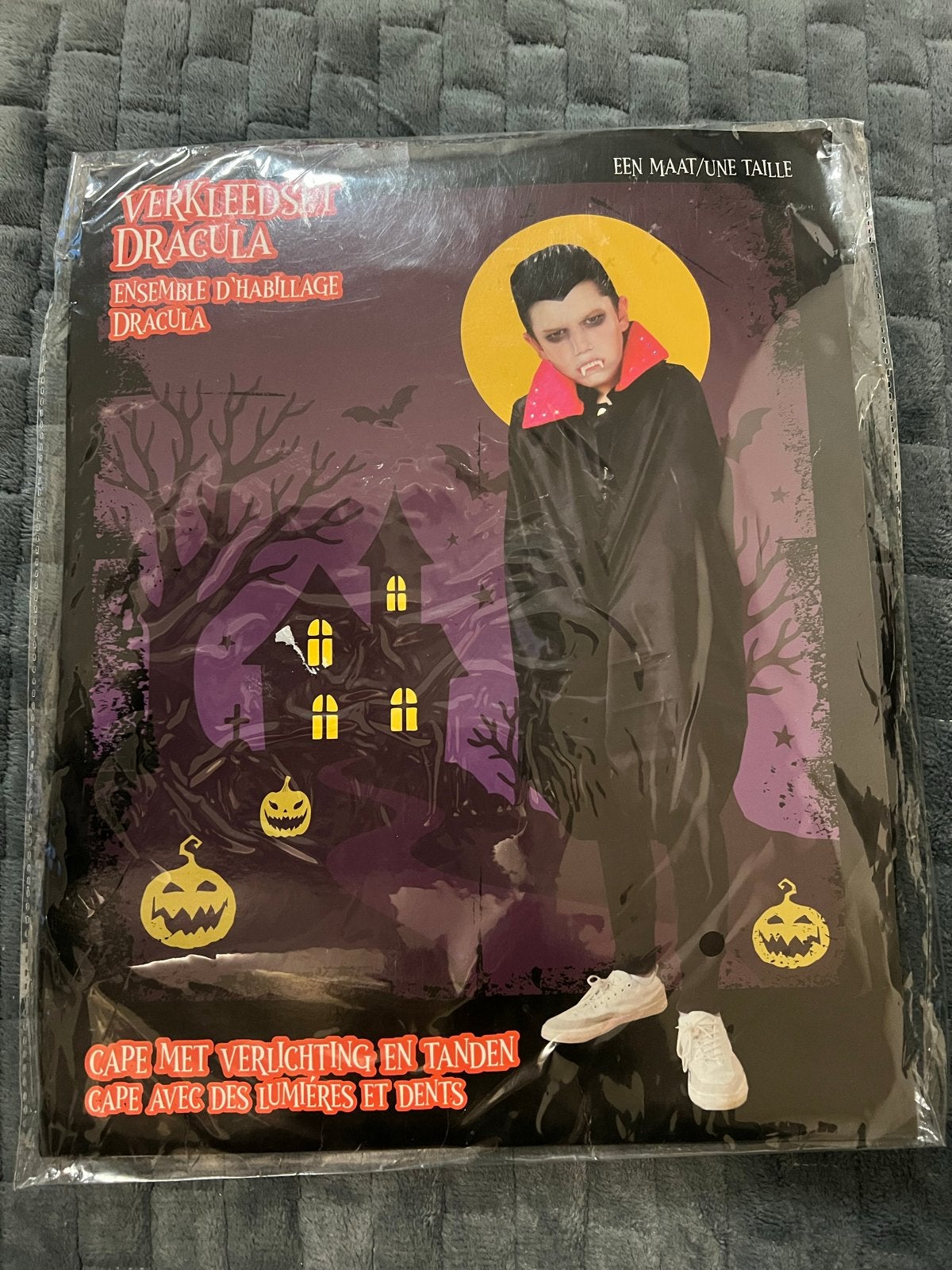 NIEUW, Dracula Verkleedset met Cape en Tanden, 4-9 jaar, Ophalen of Verzenden, Nieuw, Jongen of Meisje