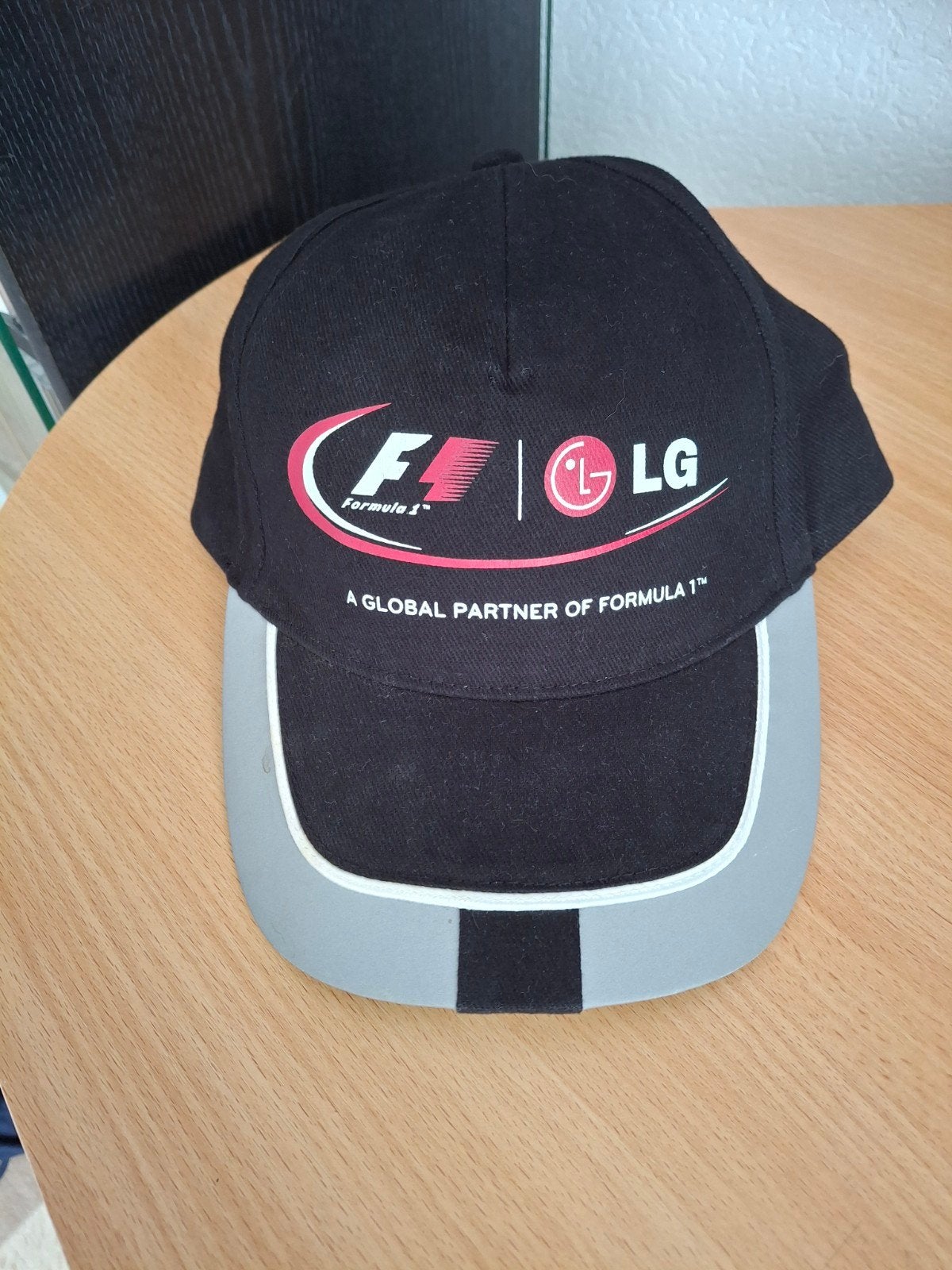 Cap F1 LG global partner, Ophalen of Verzenden, Gebruikt, Formule 1
