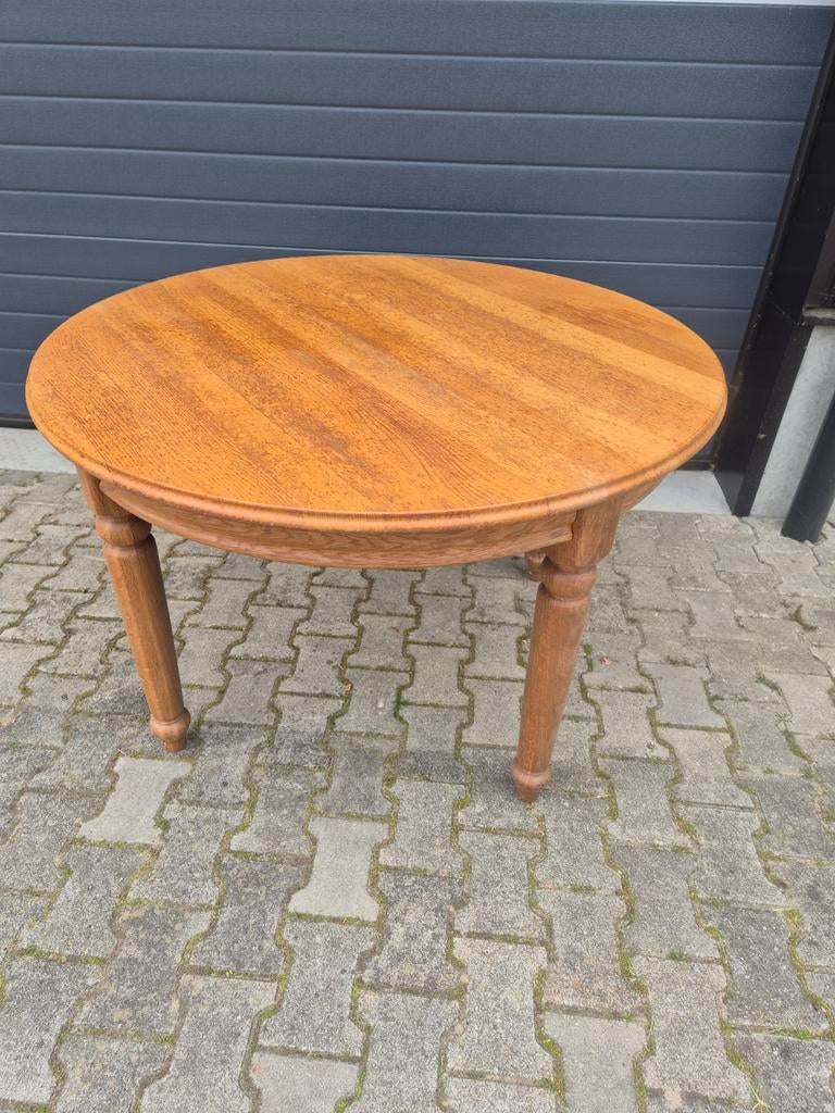 Ronde eettafel, Ophalen