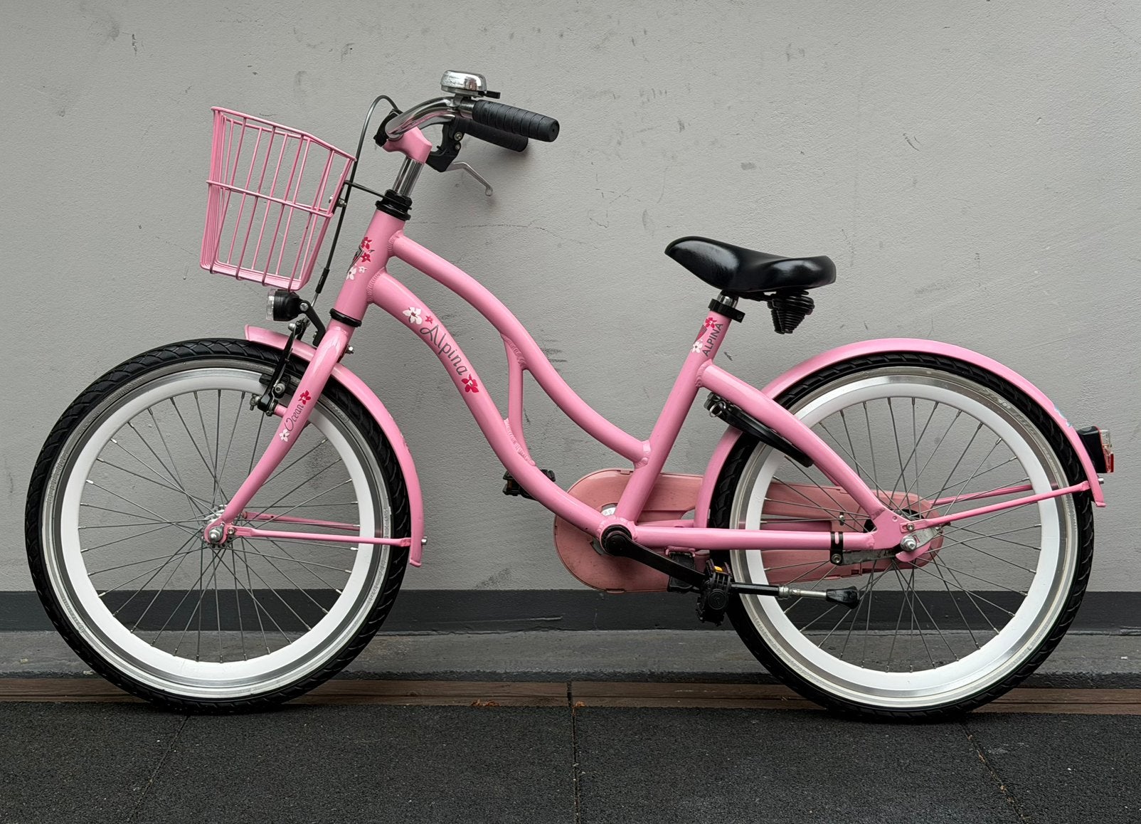 Alpina Ocean, 20 inch, roze, nette en complete kinderfiets,, Ophalen, Terugtraprem, Gebruikt, Handrem