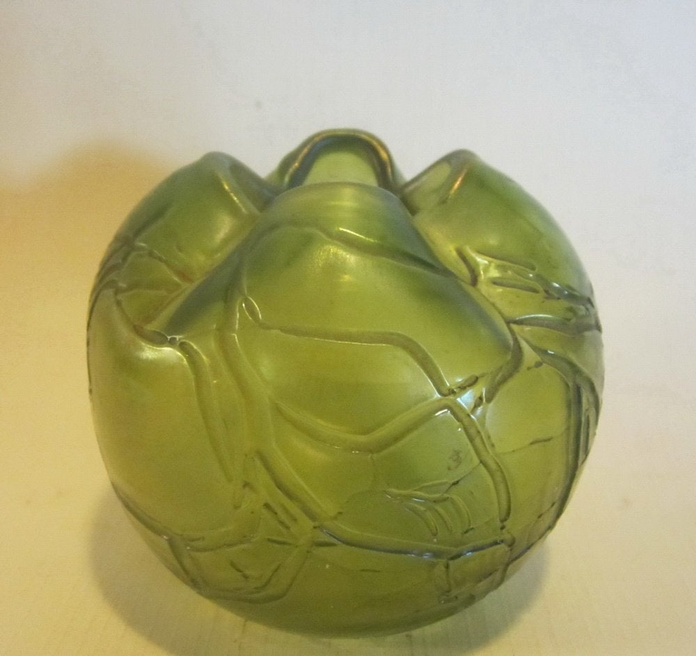Antiek art nouveau vaasje Kralik, Antiek en Kunst, Ophalen of Verzenden