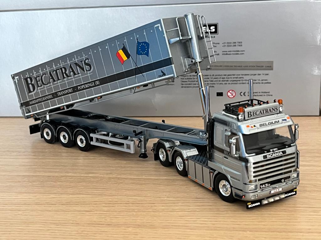 WSI Scania 143 V8 met kipper Becatrans, Ophalen of Verzenden, Zo goed als nieuw, Bus of Vrachtwagen, Wsi