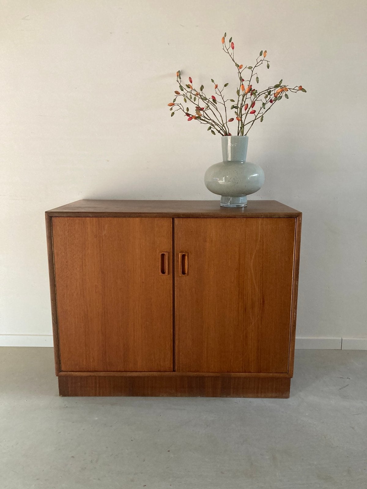 Midcentury vintage teak Formule kastje, Huis en Inrichting, Gebruikt, 1 of 2 laden, Teakhout, Minder dan 100 cm