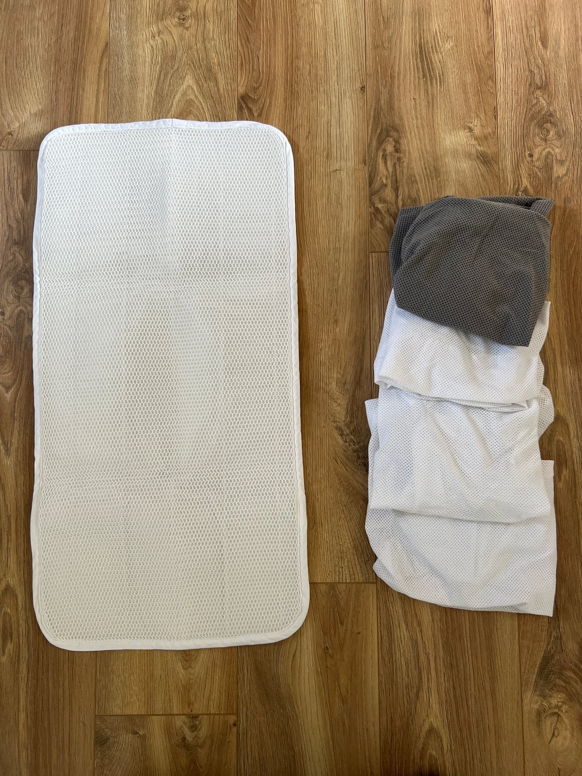 AeroSleep wieg 40x80 topper + 4 hoeslakens, Kinderen en Baby's, Jongetje of Meisje, Wit, Overige typen, Ophalen of Verzenden