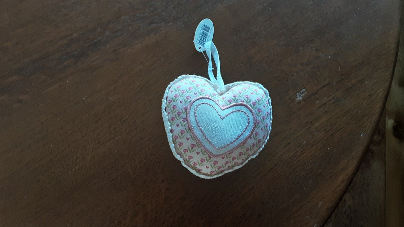 Stoffen hartje met roze patroon en wit hart, Ophalen of Verzenden, Nieuw, Roze, Textiel