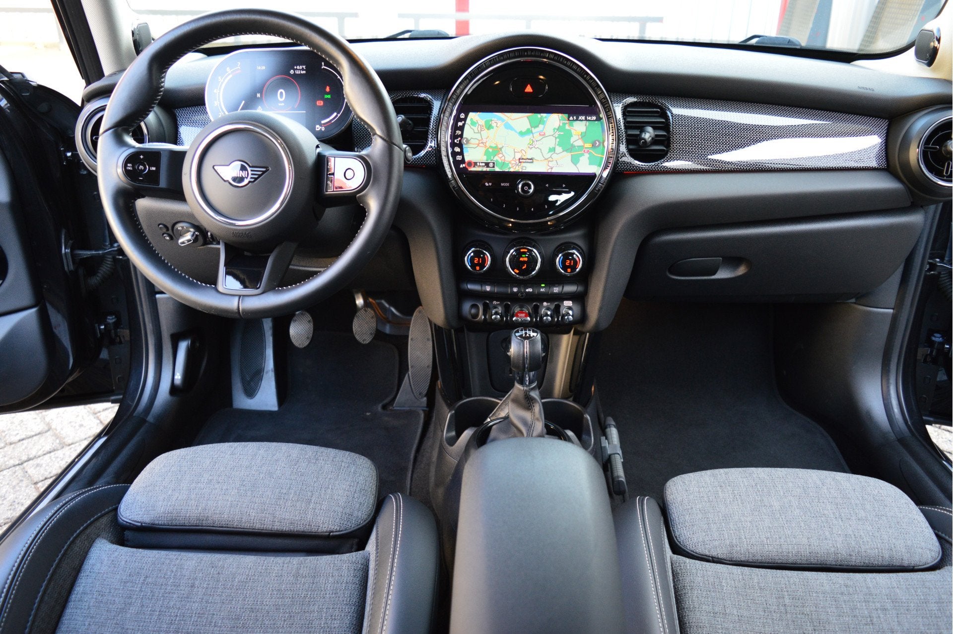 MINI Mini 2.0 Cooper S Classic O.a: Navi, Clima, Cruise, Car, Voorwielaandrijving, 1998 cc, Gebruikt, 4 cilinders
