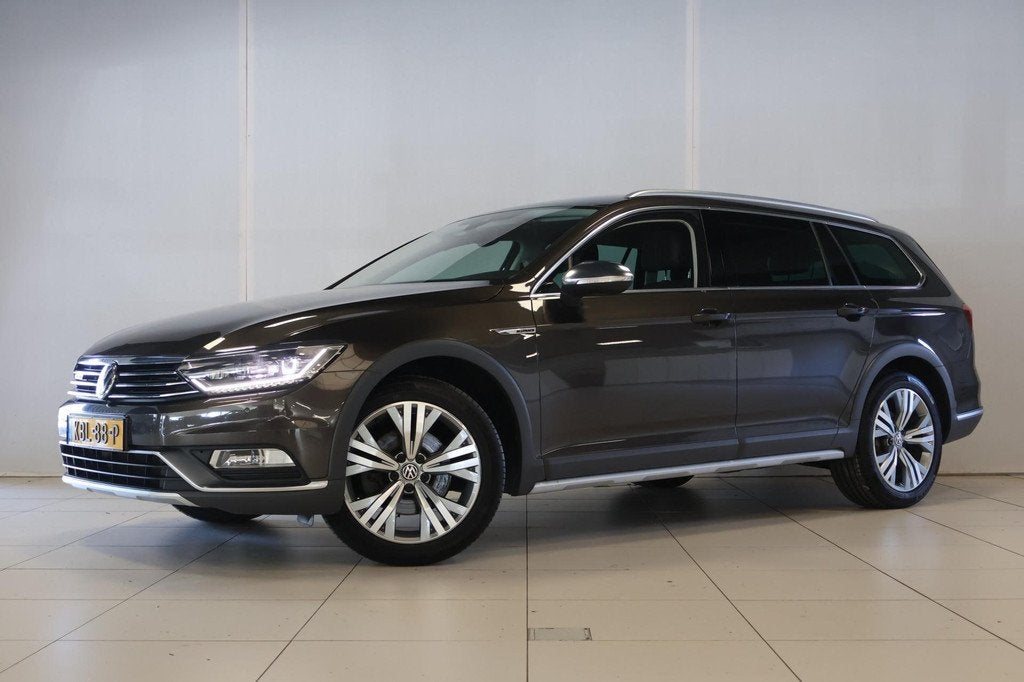 Volkswagen Passat Variant Variant 2.0 TSI 4Motion Highline |, Auto's, Volkswagen, Automaat, Gebruikt, 4 cilinders, 14 km/l