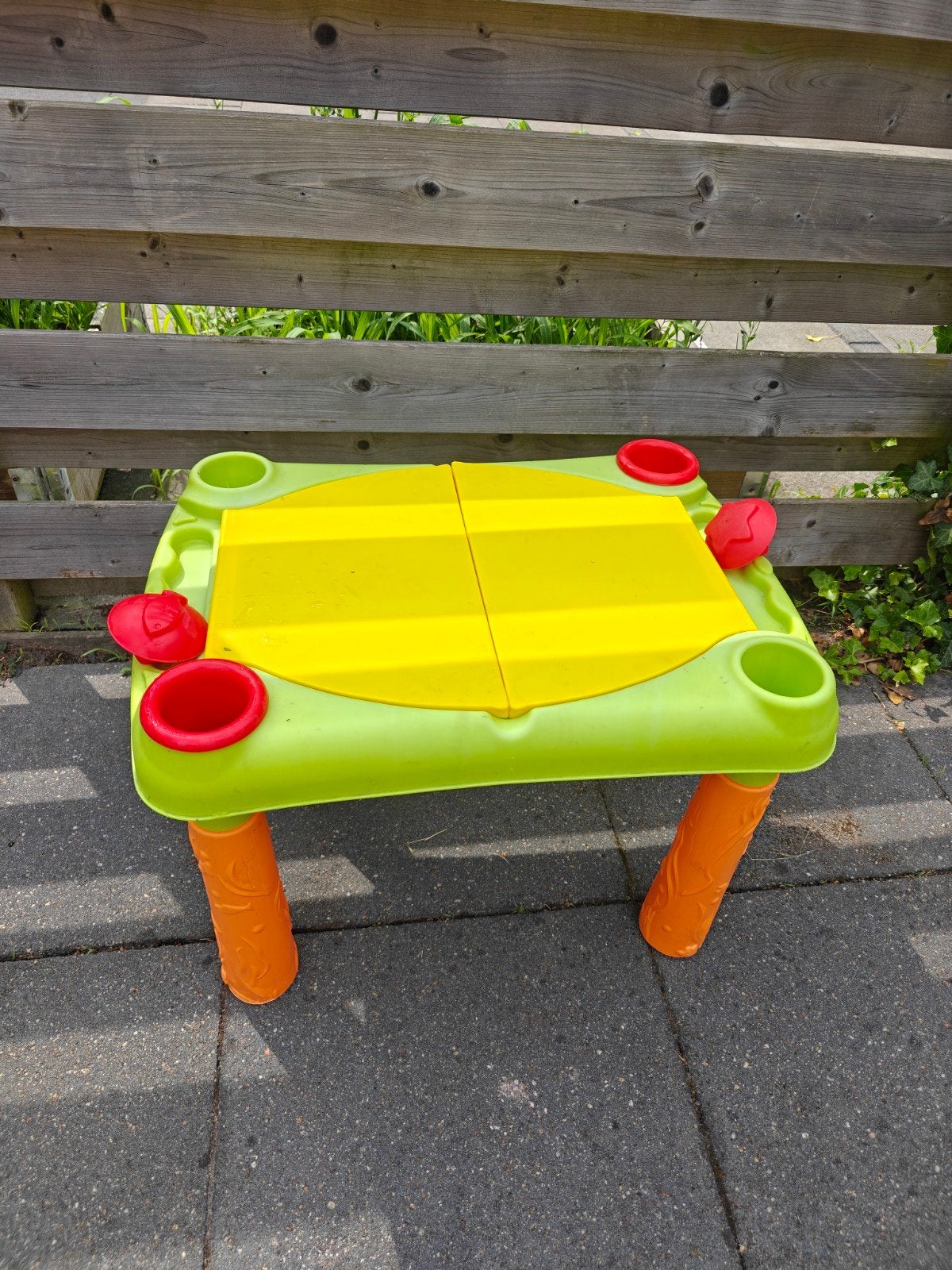 Kinder speeltafel / zand- en watertafel, Ophalen, Gebruikt