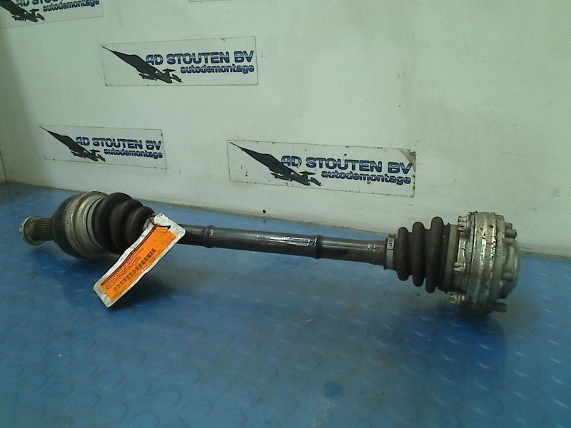 Aandrijfas Links Achter BMW X1 (E84) (2011-09/2015-06), Gebruikt, Petuelring 130, München 80809, , Duitsland, BMW, Bayerische Motoren Werke AG