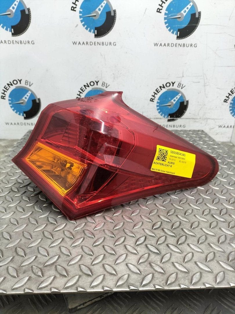 TOYOTA AURIS E18 ZWE186L ACHTERLICHT R 2013, Auto-onderdelen, Verlichting, Ophalen of Verzenden, Gebruikt, Stiba lid