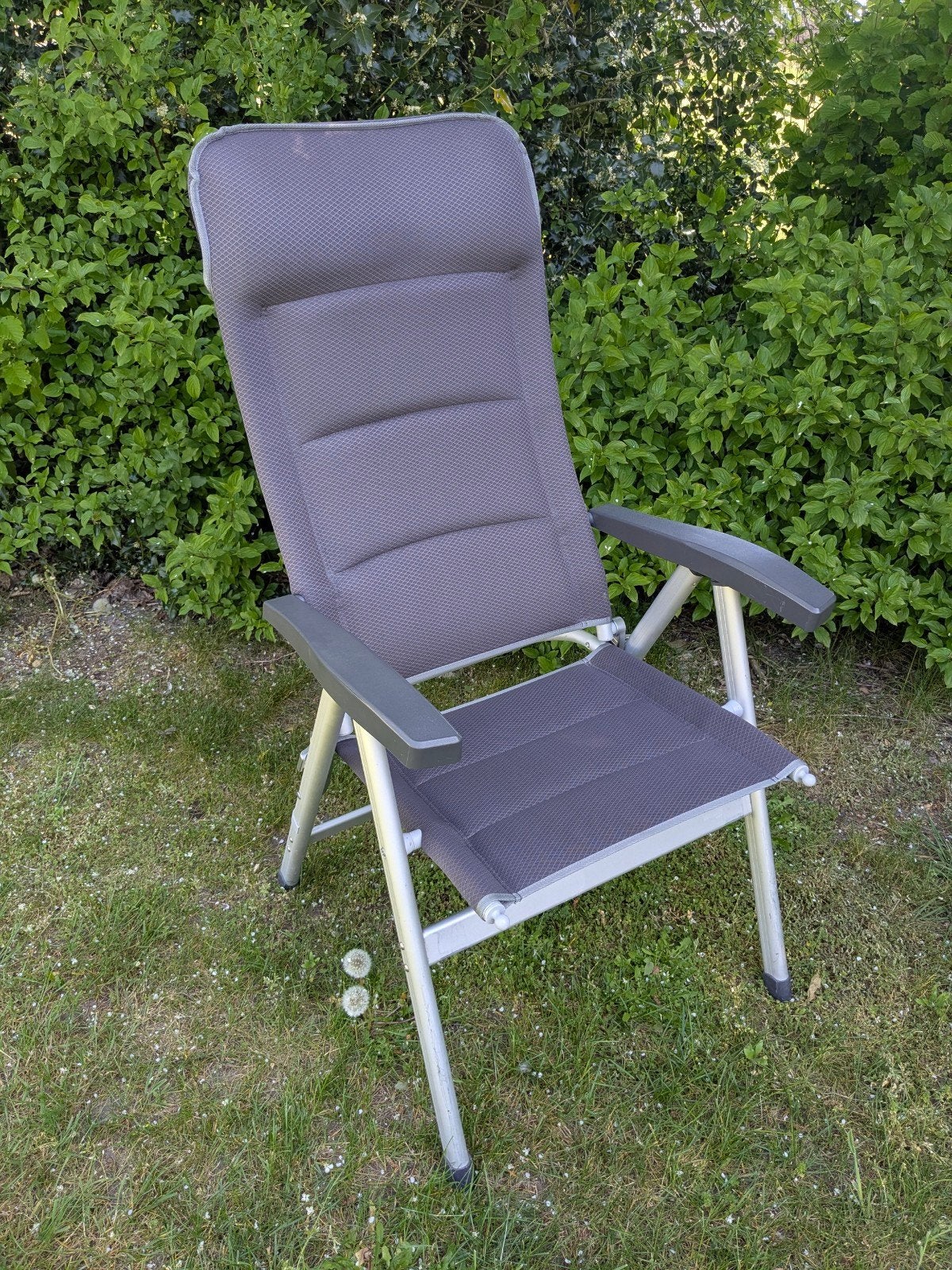 Westfield Smart Campingstoel met Voetbank - Comfortabel!, Ophalen, Gebruikt, Campingstoel