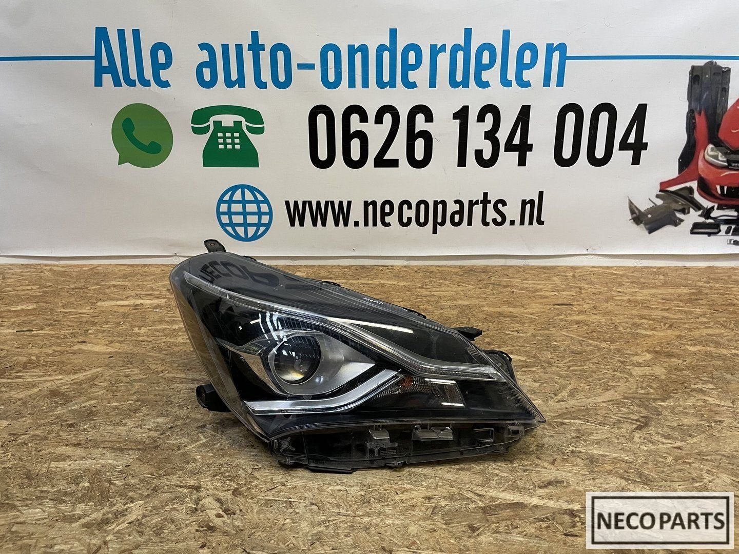 TOYOTA YARIS FACELIFT H7 LED KOPLAMP ORIGINEEL, Gebruikt, -, -, Ophalen of Verzenden