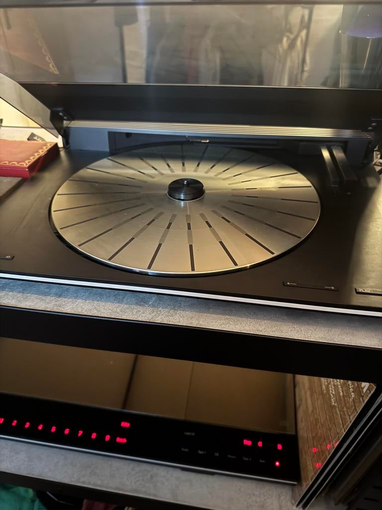 Beogram 9500: hulp gezocht, Audio, Tv en Foto, Platenspelers, Ophalen of Verzenden, Zo goed als nieuw, Platenspeler, Overige merken