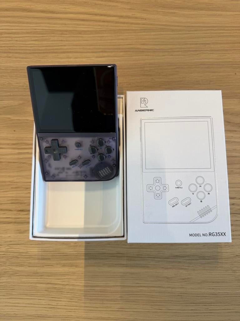 Anbernic RG35XX Retro Handheld Console - nieuw, Spelcomputers en Games, 1 speler, Ophalen of Verzenden, Zo goed als nieuw, Vanaf 3 jaar
