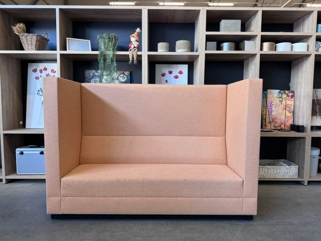 2-zits bank / sofa – zalmkleur – stof – €249