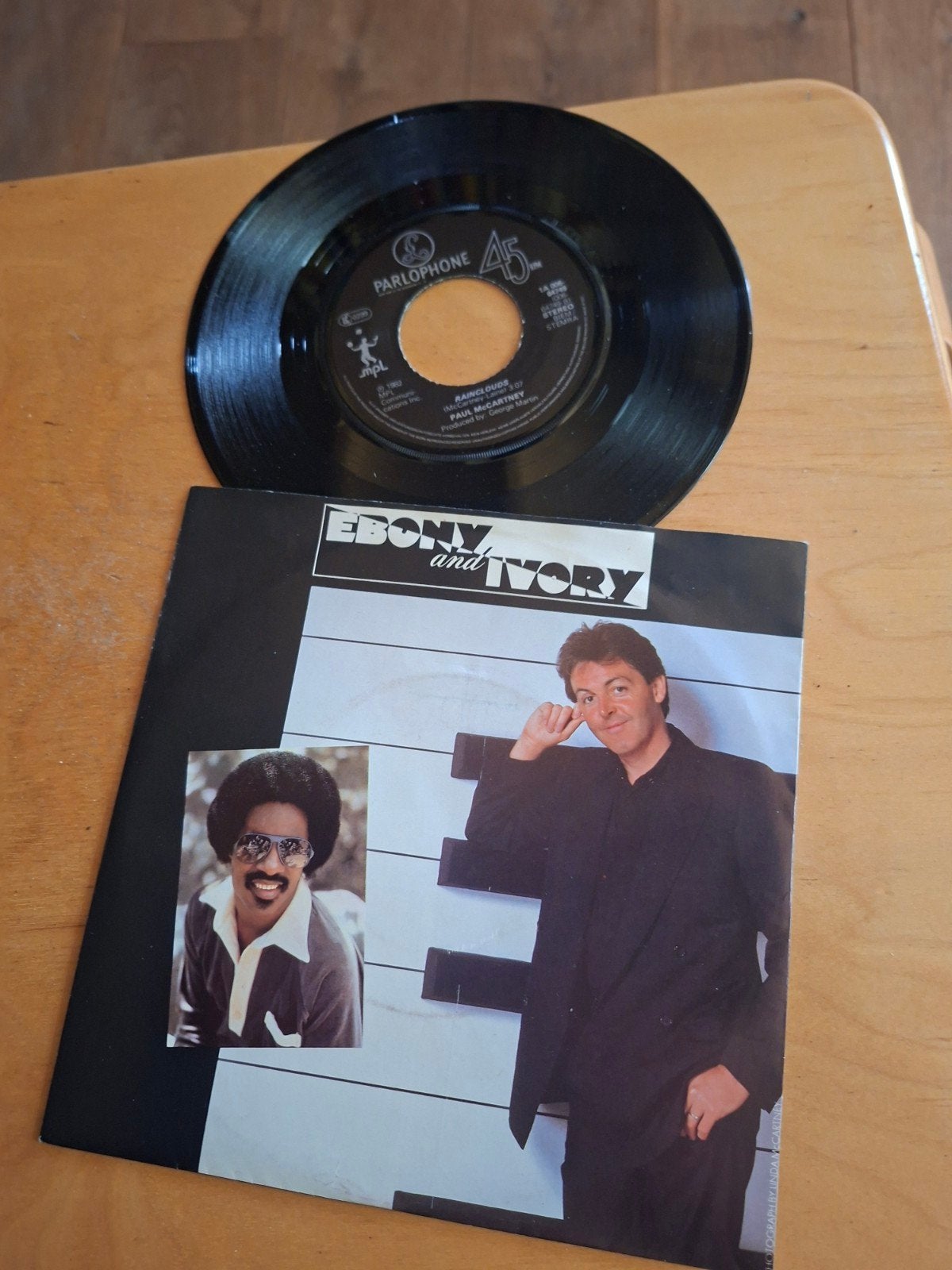 Paul McCartney - Ebony and Ivory (Single), Cd's en Dvd's, Gebruikt, 7 inch, Ophalen of Verzenden, Pop