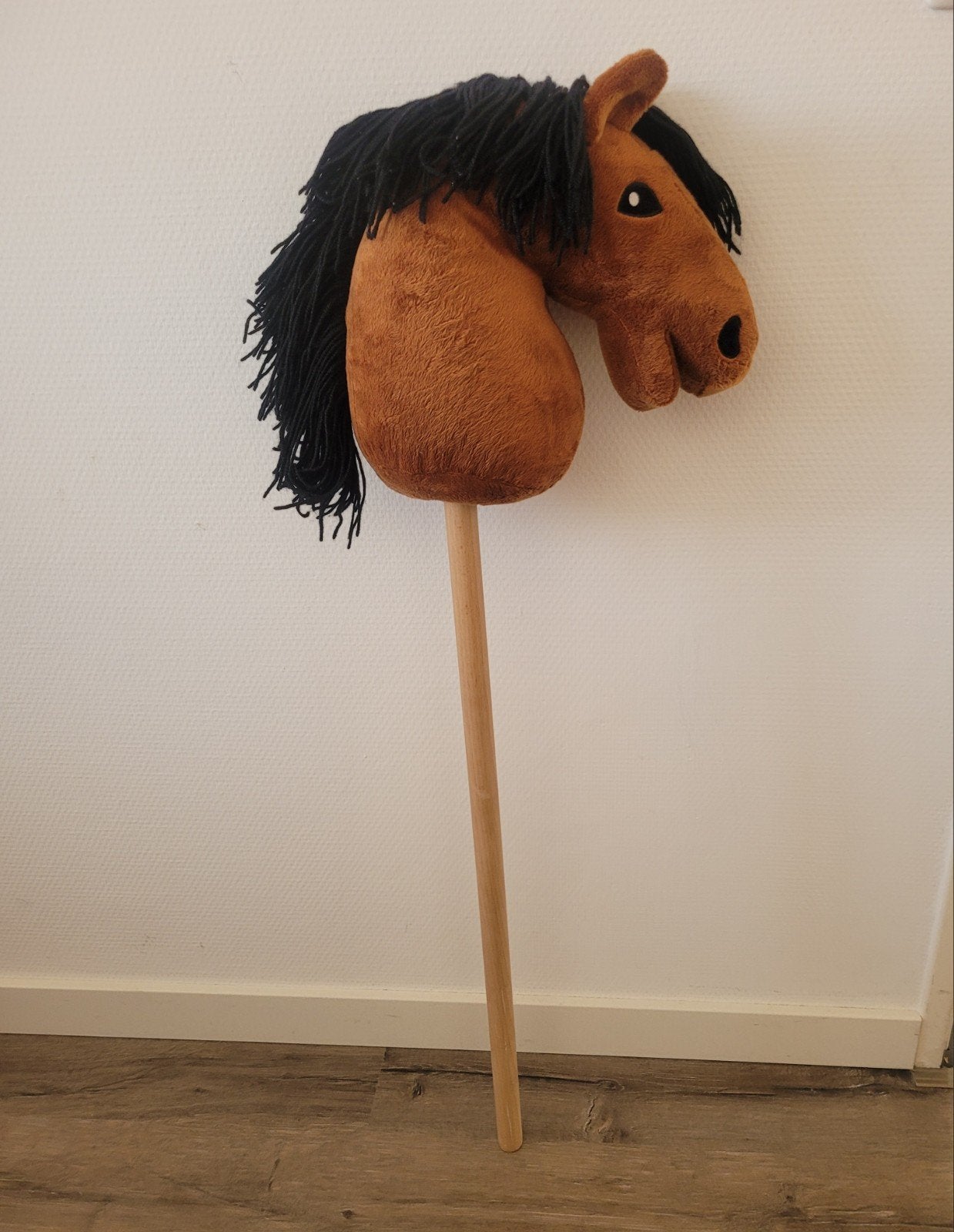 Houten stokpaardje, Ophalen, Zo goed als nieuw