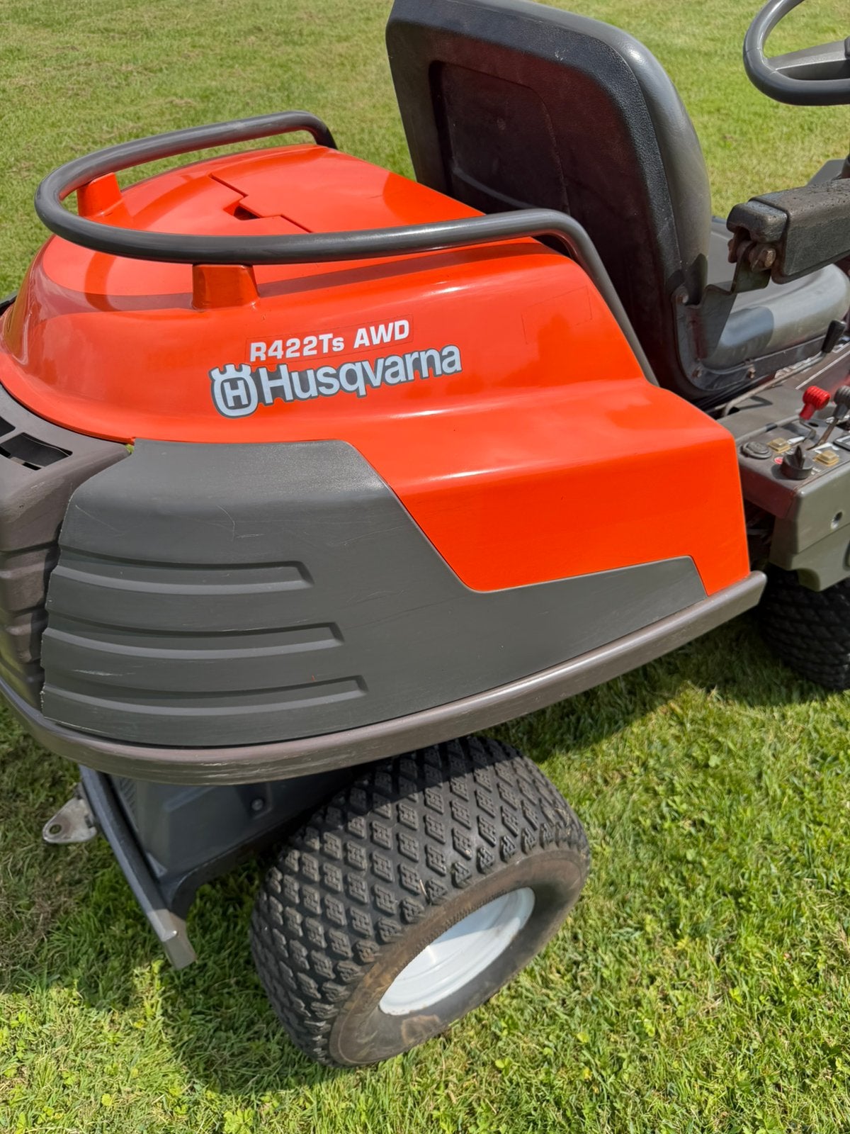 Husqvarna 422 TS AWD, Ophalen of Verzenden, Zo goed als nieuw, Mulchfunctie, 120 cm of meer