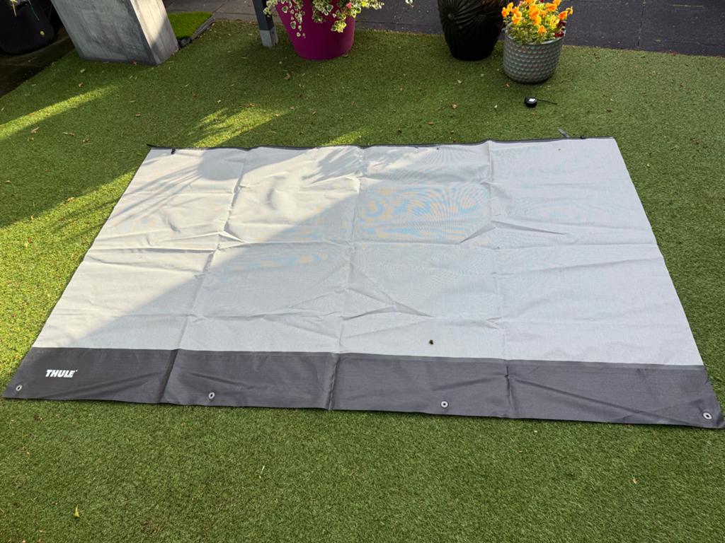 Thule Zonnedoek Luifel 275, Ophalen, Gebruikt
