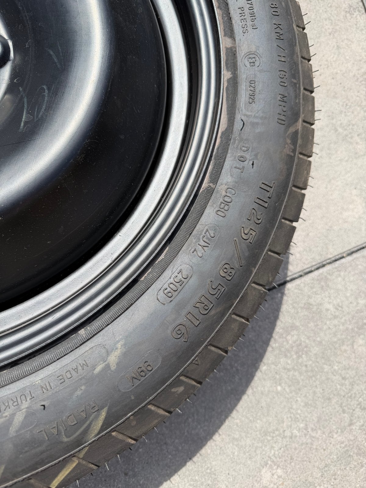 Reservewiel Ford Focus - T125/85R16, Ophalen, Gebruikt