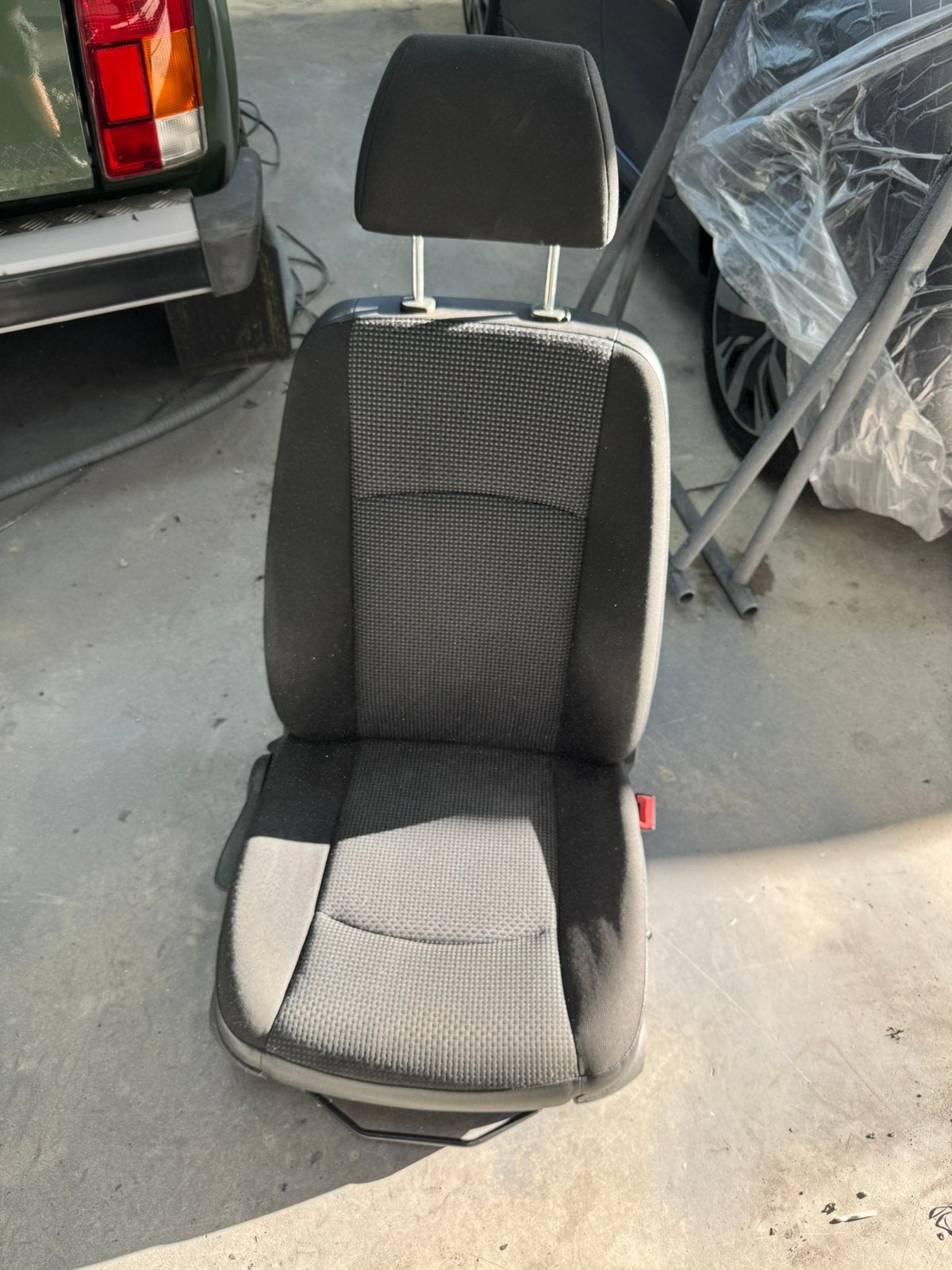 Bijrijdersstoel mercedes vito w639, Ophalen