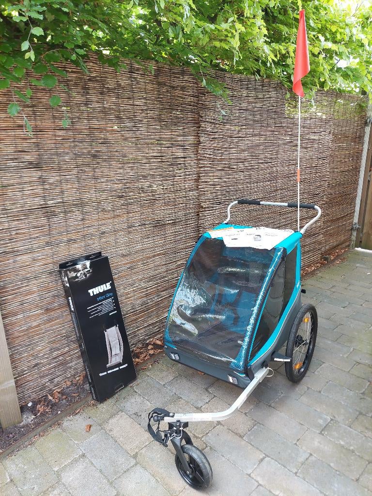 Thule Coaster 2XT met Thule Infant Sling, Ophalen, Opvouwbaar, Zo goed als nieuw, 40 tot 60 kg