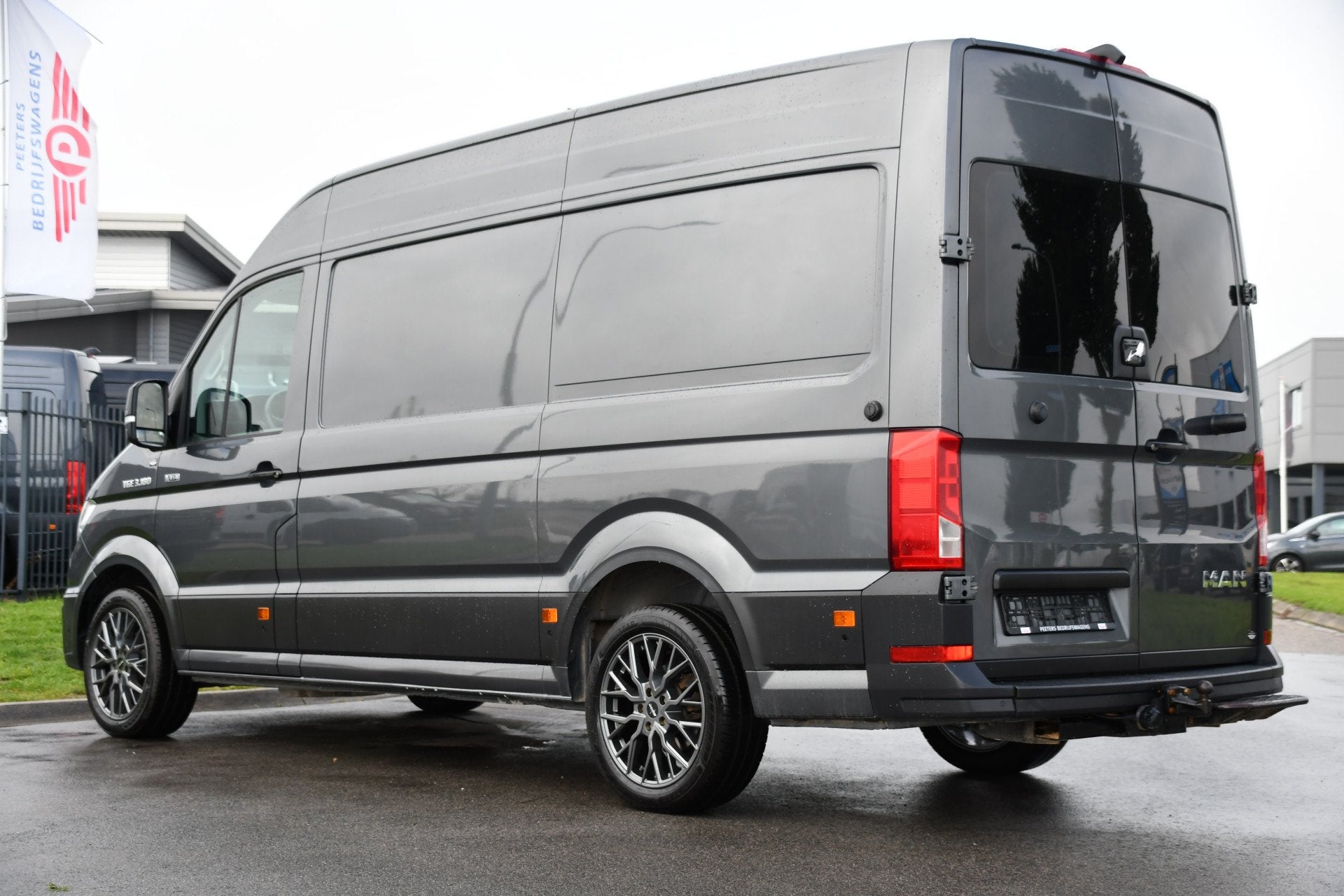 MAN TGE 3.180 35 2.0 L3H3 4x4 PB Edition Camera, Cruise, Car, Stof, Gebruikt, Euro 6, 4 cilinders