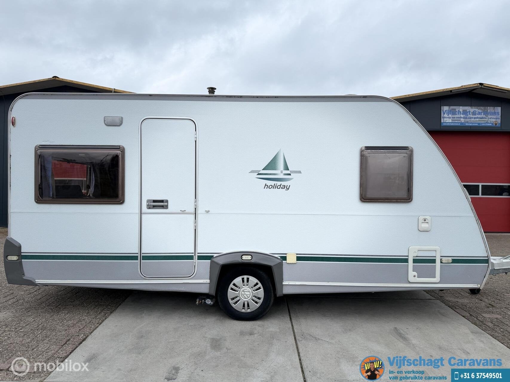 Eifelland Holiday 450 incl voortent en mover, Bedrijf, 750 - 1000 kg, Eifelland, 6 tot 7 meter