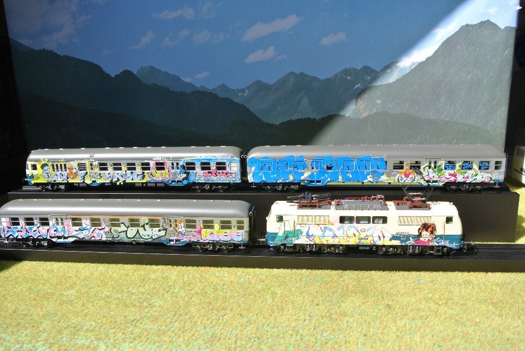 Märklin 83342,  84255, 84256 en 84257 Graffiti Edition, Wisselstroom, Treinset, Ophalen of Verzenden, Zo goed als nieuw
