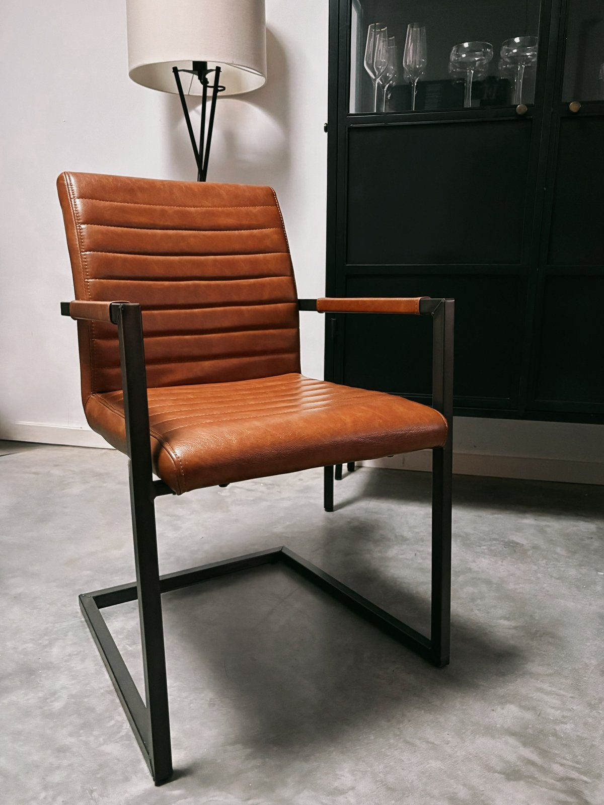 Eetkamer stoelen, Ophalen, Overige materialen, Bruin, Zo goed als nieuw