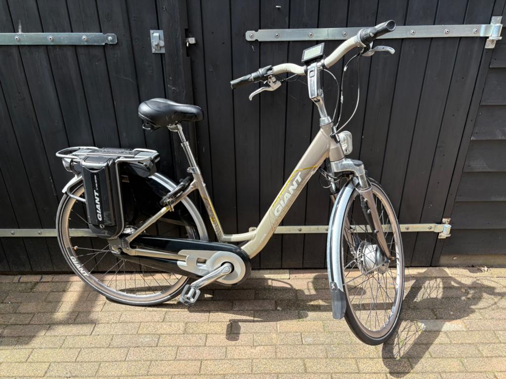 Elektrische damesfiets Giant Twist, zie omschrijving, 51 tot 55 cm, Ophalen, Gebruikt